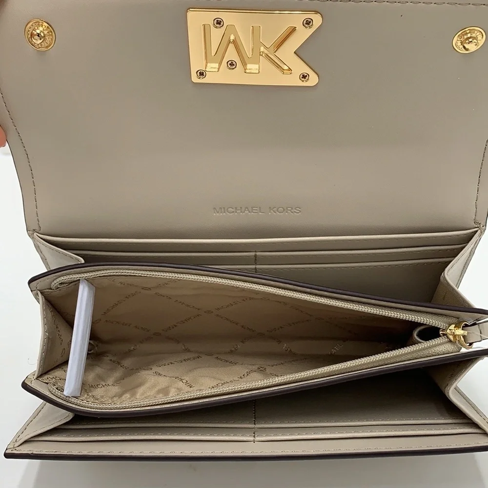 Brand New with Tag Michael Kors Large Mimi Bifold Wallet Color: Light Sand